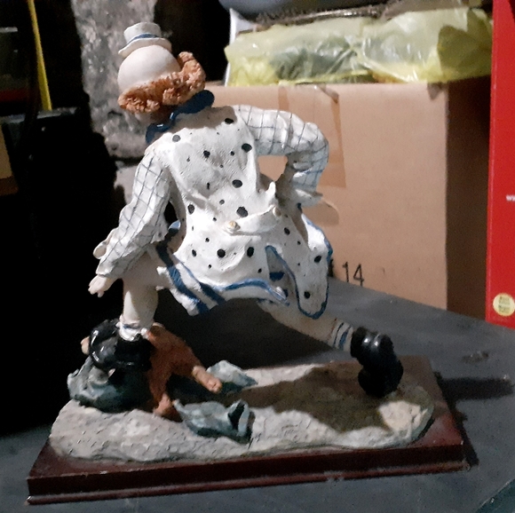 clown and dog figurine - Picture 3 of 3